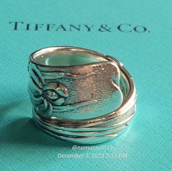 1872 Tiffany & Company IRIS Spoon Ring in Sterling Silver Luxury Jewelry #51 - Picture 3 of 14